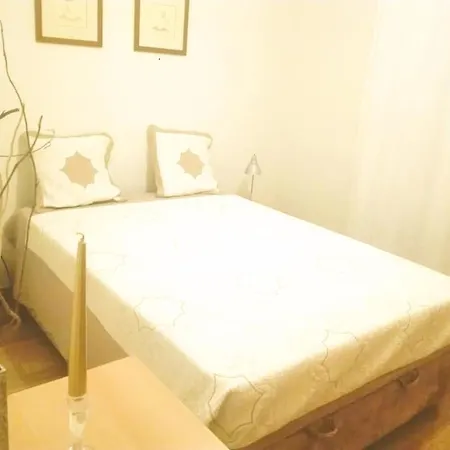 Apartament Front - With Swimming Pool, Barbecue And Tennis Court! *