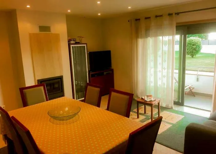 Appartement Front - With Swimming Pool, Barbecue And Tennis Court! Viana do Castelo