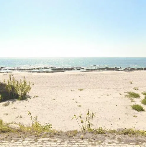 Front - With Swimming Pool, Barbecue And Tennis Court!