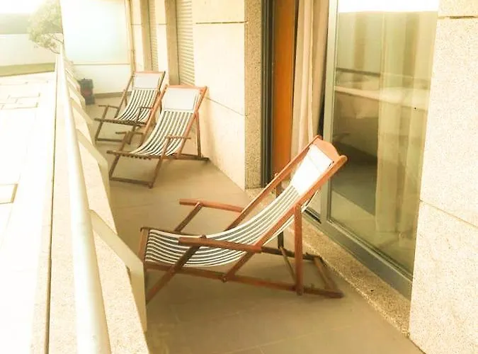 Front - With Swimming Pool, Barbecue And Tennis Court! アパート ビアナドカステロ